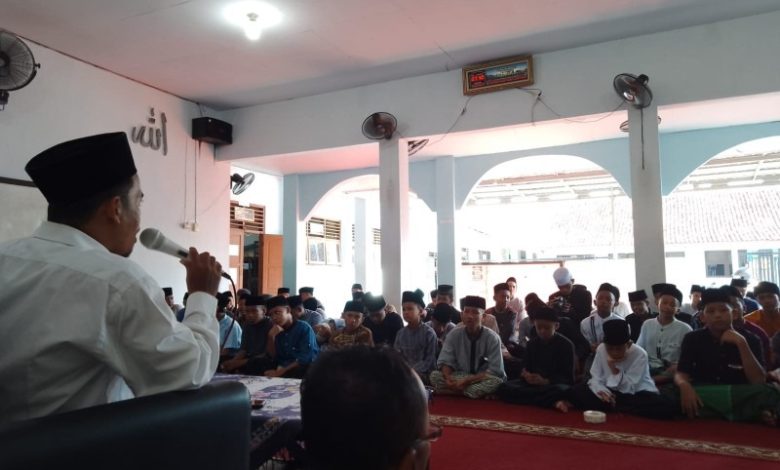 Para Santri PPM Subulussalam Diminta Untuk Melanjutkan Menimba Ilmu Agama